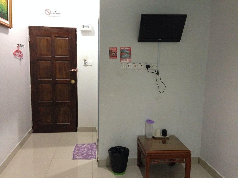 Ferringhi Heritage Budget Hotel Batu Feringgi Exterior foto