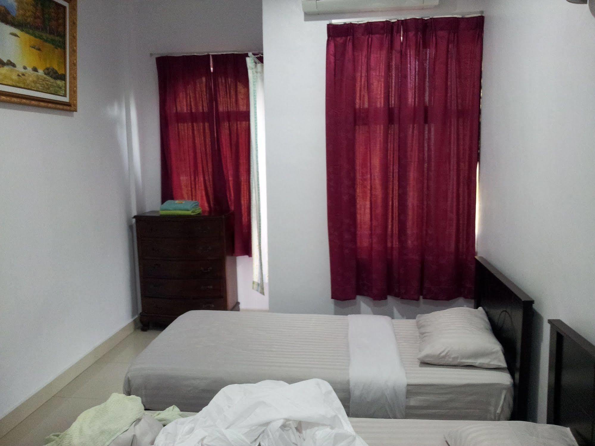 Ferringhi Heritage Budget Hotel Batu Feringgi Exterior foto