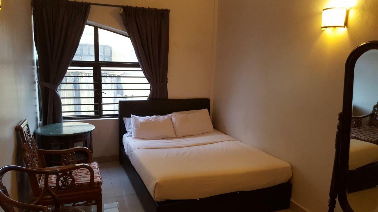 Ferringhi Heritage Budget Hotel Batu Feringgi Exterior foto
